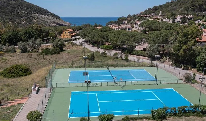 Elba Island Resort Pool & Tennis Nisporto